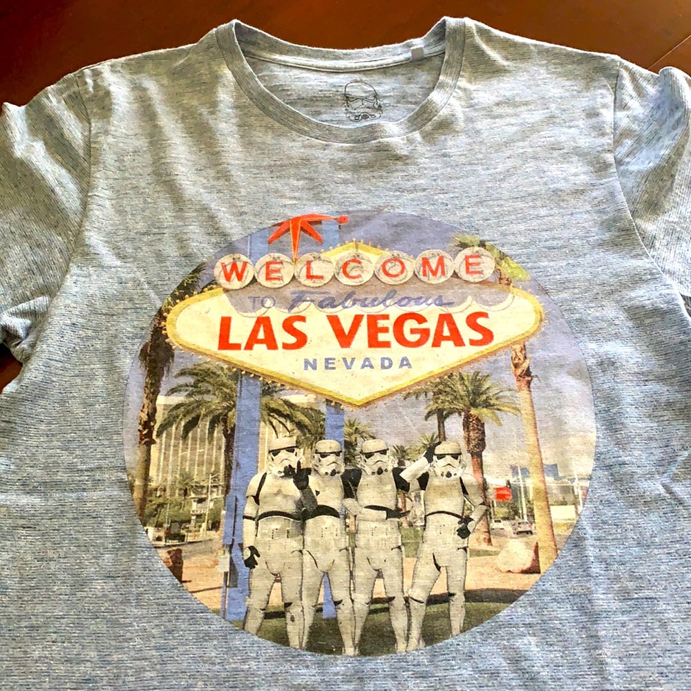 Men’s regular fit,size Sml Star Wars crew neck tee